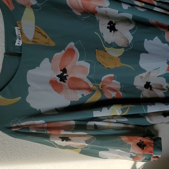 Plus size 💼 Floral Dress, has half sleeves by Ava Viv NWT New 🆕️ - Picture 5 of 6